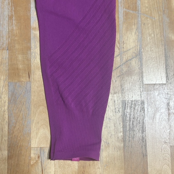 lululemon athletica Purple Leggings - Picture 3 of 7
